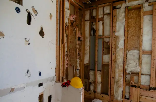 Isolation thermique par l'extérieur — chantier ITE sur maison individuelle