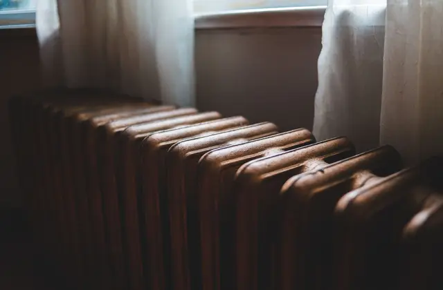 Préparer son logement pour l'hiver 2026 : checklist travaux et entretiens